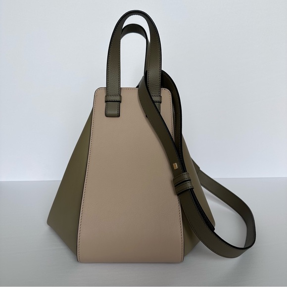 Loewe Small Hammock Bag in Classic Calfskin Tricolor Clay Green/Dusty Beige - Picture 4 of 15